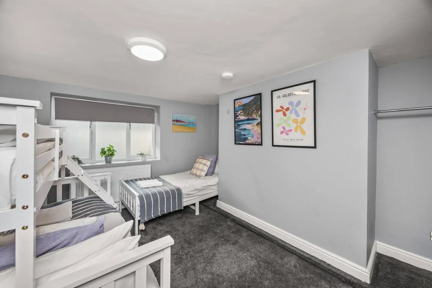 Garden Apartment Grand Central-Courtyard Garden! Brighton